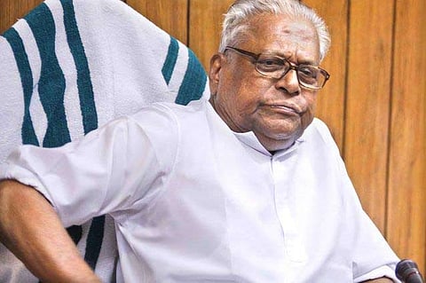 Achuthanandan takes sacking of aides in his stride
