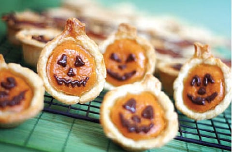 Sweet pumpkin treats for Halloween