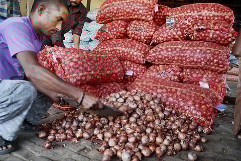 Onion prices stable in city, tomato hits the roof