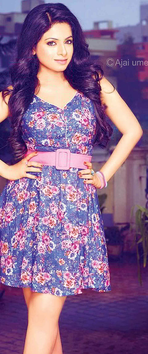 A heroine centric debut