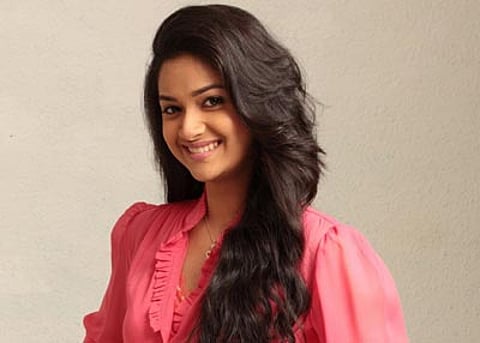 Keerthy Suresh, Samantha in Savitri’s biopic?