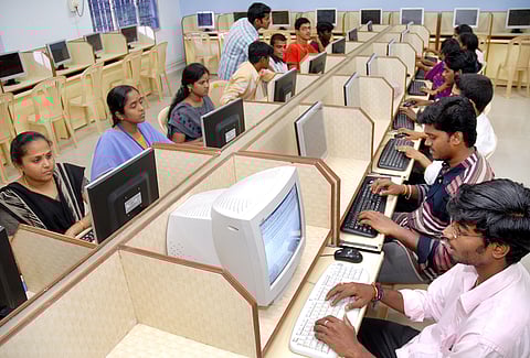 8.5 Lakh New Jobs Expected in 2014: Survey