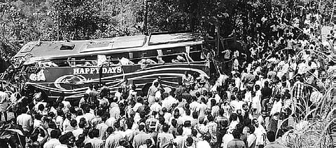 Eight killed in Kerala bus accident