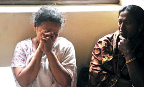 City sobs over dear departed