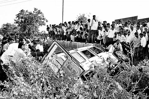 Eight killed in Bellary road accident