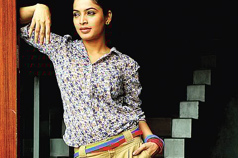 Sanchita shuns make-up in 'Pizza 2: Villa'