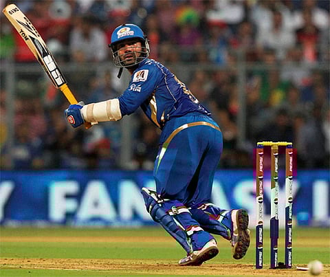 Mumbai Indians thrash Delhi by 44 runs