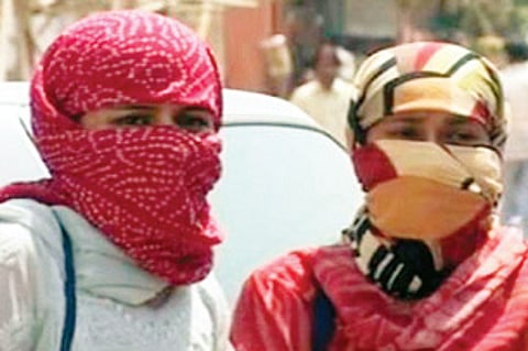 AP Heat Wave Claims 169 Lives So Far