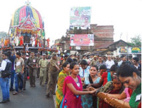 A chariot for women only