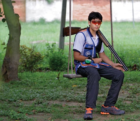 The boy with the golden gun