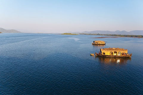 Mountains and river song