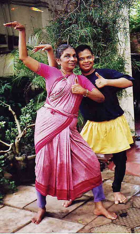 Sinhalised Bharatanatyam