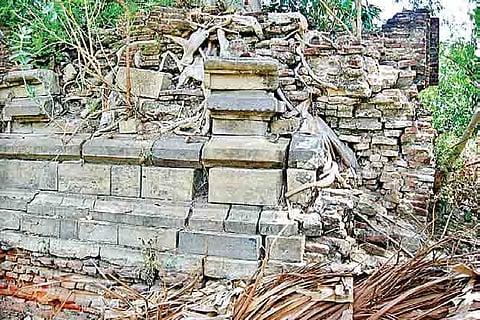 12th century Chola period inscriptions found among Thanjavur temple ruins
