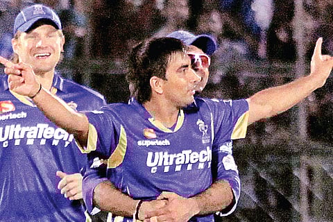 Royals fire opening salvo