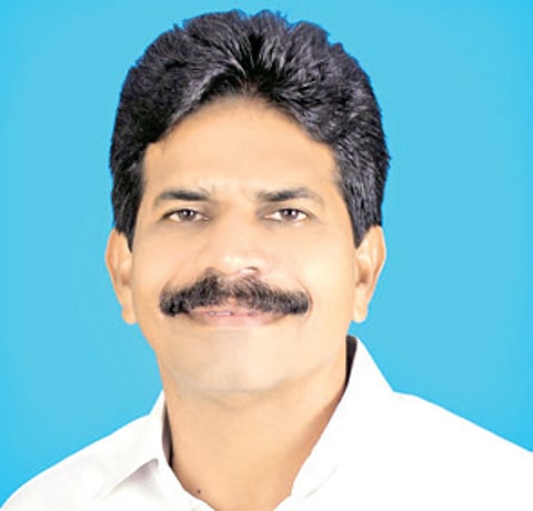 Pudukai Ryots’ Son Tamil is Now Maharashtra’s Selvan