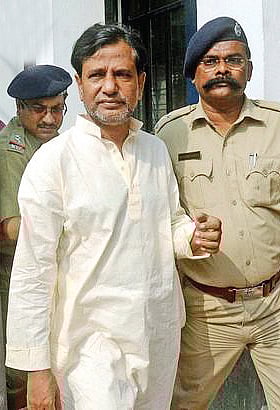 Decorated Colonel Under Scanner in Saradha Swindle