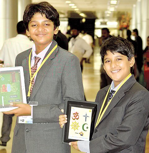 Siblings Awe Tech World