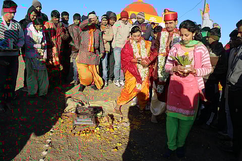 Adventurous Couple Marries Atop Maharashtra's Tallest Peak