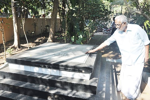 A Befitting Memorial Sought for G Sankara Kurup