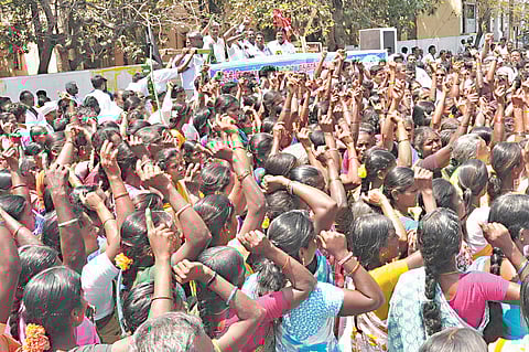 'Step in to Stop iron Ore Mining'