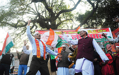 Government Bends Deadlines to Give Lokpal Rope to Bureaucrat Votebank