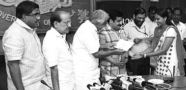 Aid Given Under 'Pratyasha' Scheme