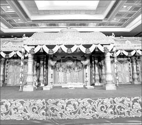 Band, Baaja, Baraat, Khana...