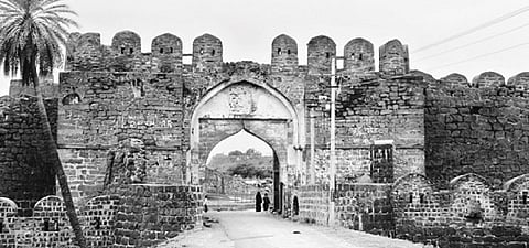 The Architectural Lineage from Persia