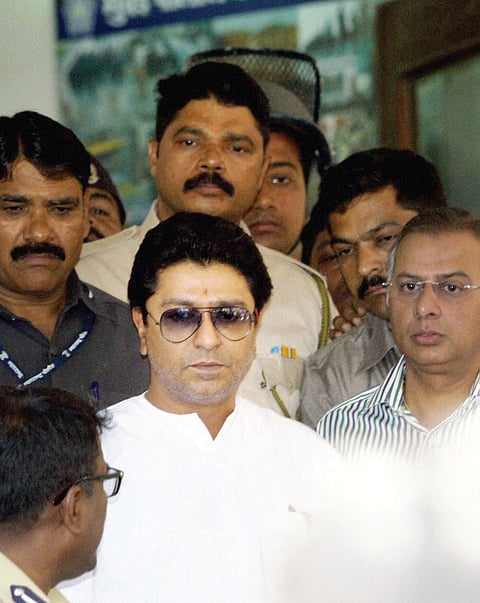 Vandal Raj Takes a Beating in MNS