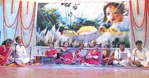 Ode to legendary Bengali poets