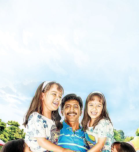 Little Thrill Or Humour In Wannabe Comic-Thriller