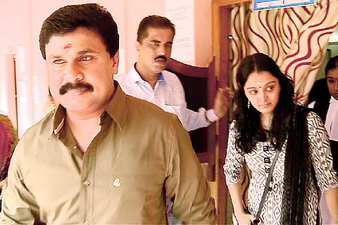 Dileep, Manju Warrier Officially Part Ways