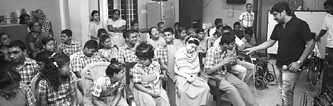 Afsal cheers up special schoolchildren with toe-tapping songs