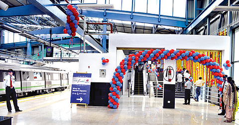 Hop on Metro, Shop at Mall