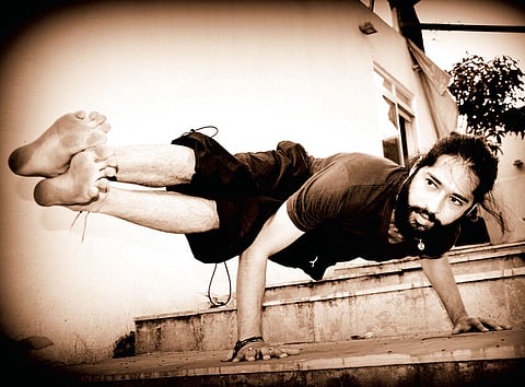 Parsva Bakasana: Side-Crane Pose