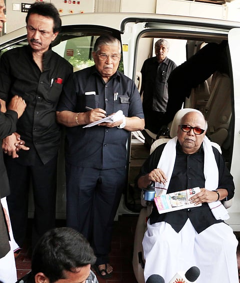 TESO Observes Black Day to Protest Rajapaksa's Address