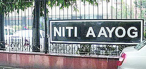 Nehruvian Economic Service Under NITI Aayog Threat