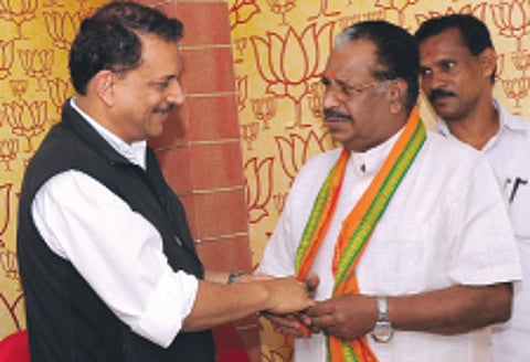 Actor Kollam Thulasi Joins BJP