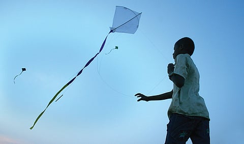 Two injured by banned maanja thread in Chennai.