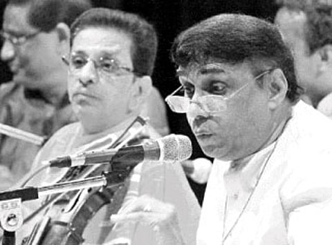 Whistles With a Melody