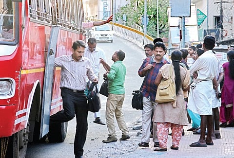 No Check on Unofficial Bus Stops at Kochi