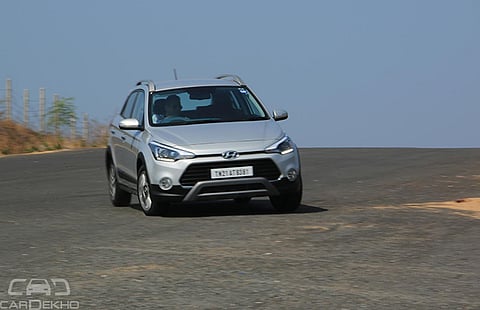 Hyundai i20 Active Crossover Launched: How it Differs from Elite i20 Hatch?