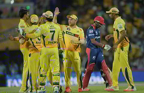 CSK Ashish Nehra celebrates along with teammates after dismissing a DD batsman Shreyas Iyer during their IPL8 match at MAC Stadium, Thursday | PTI