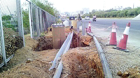 GHMC, HMDA Spar over Gateways on ORR