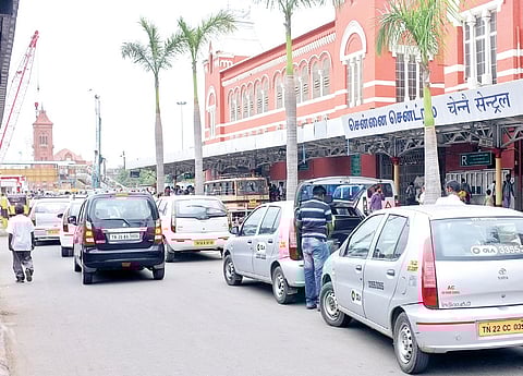 Taxi Co Woos Cabbies With Uber Duber Offer!