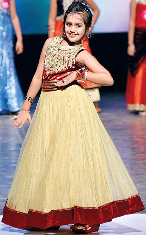 A Dazzling Show by Gujaratis