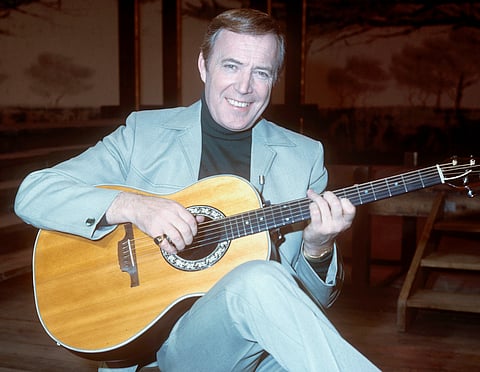 Irish Singer and Television Performer Val Doonican Died