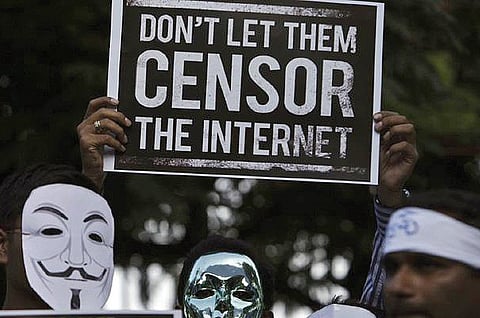 New Age Freedom Fighters’ Offensive on Porn Ban Will Widen Vertical Social Rift