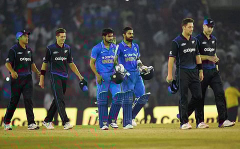 Virat Kohli walks back with Manish Pandey. (Photo | PTI)
