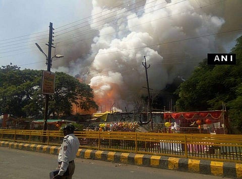 Over 150 firecracker stalls went up in flames in Aurangabad | ANI